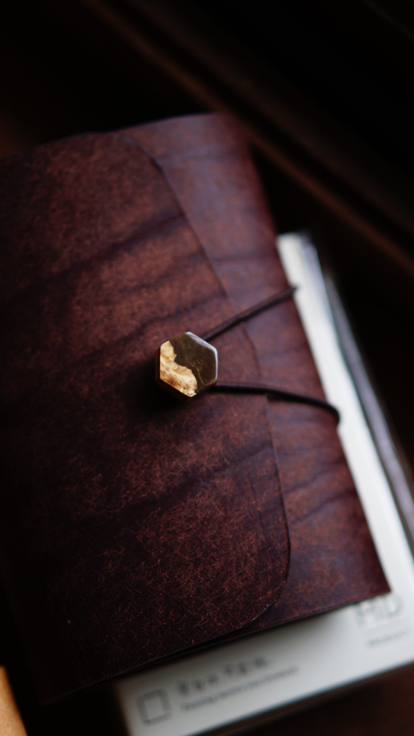 Caramel 3 Fold Cover - Image 18